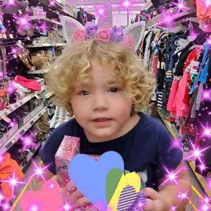 Meet your Posher, Cristina